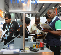 廣交會(huì)，我們?cè)诼飞? />
                                    </a>
                                    </span>
                                    <samp><a  href=